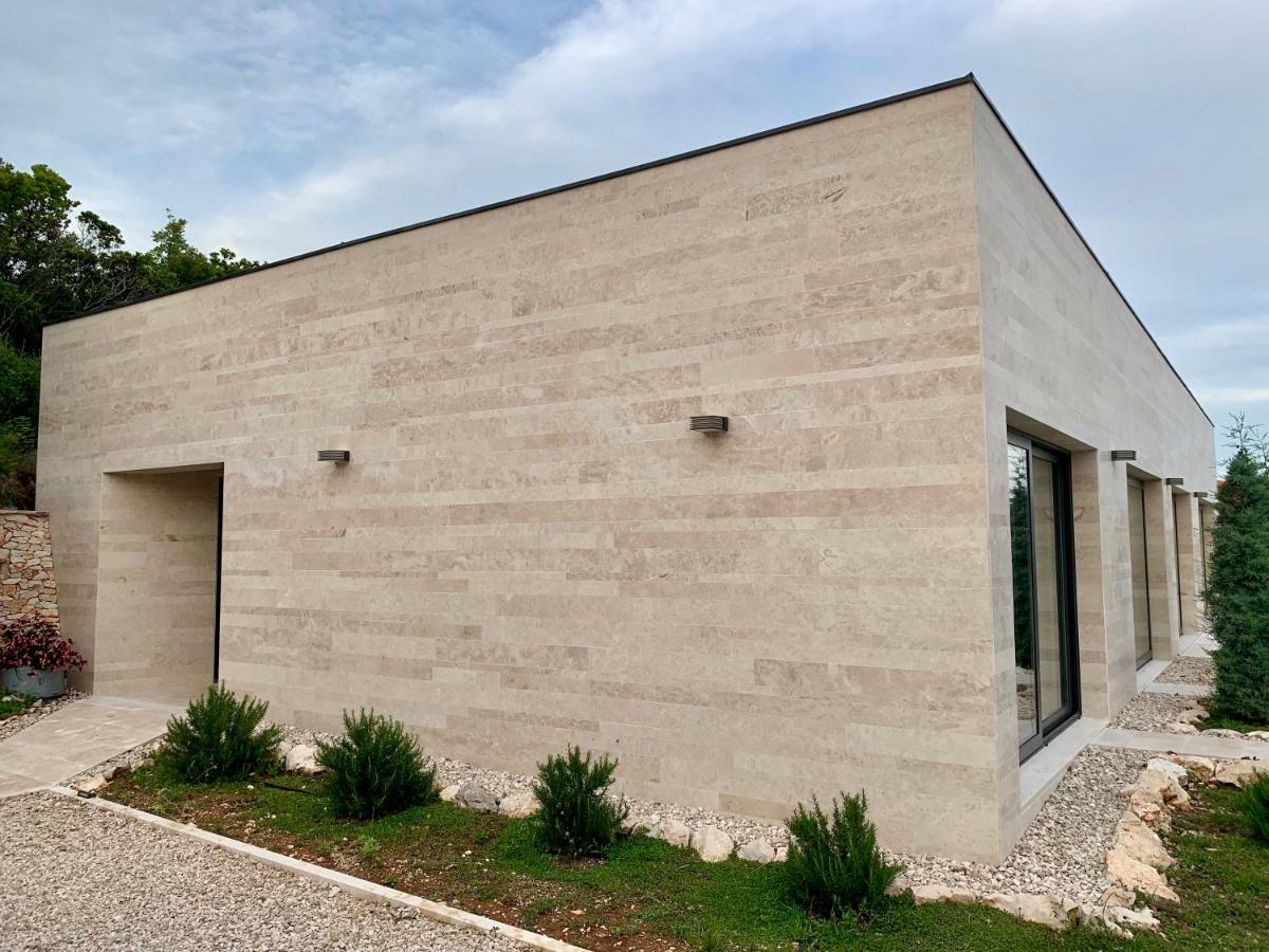 Villa Pietra *